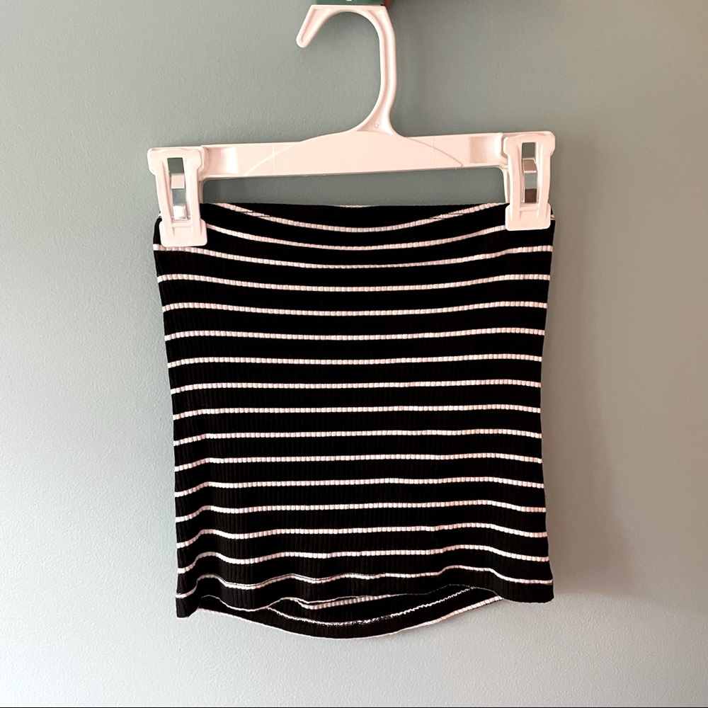 AE Ribbed strapless tank